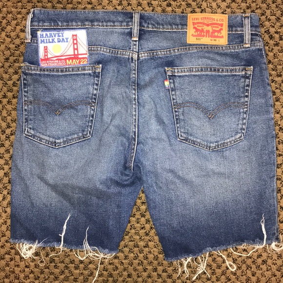 Men’s vintage Levi shorts with patches - Picture 6 of 8